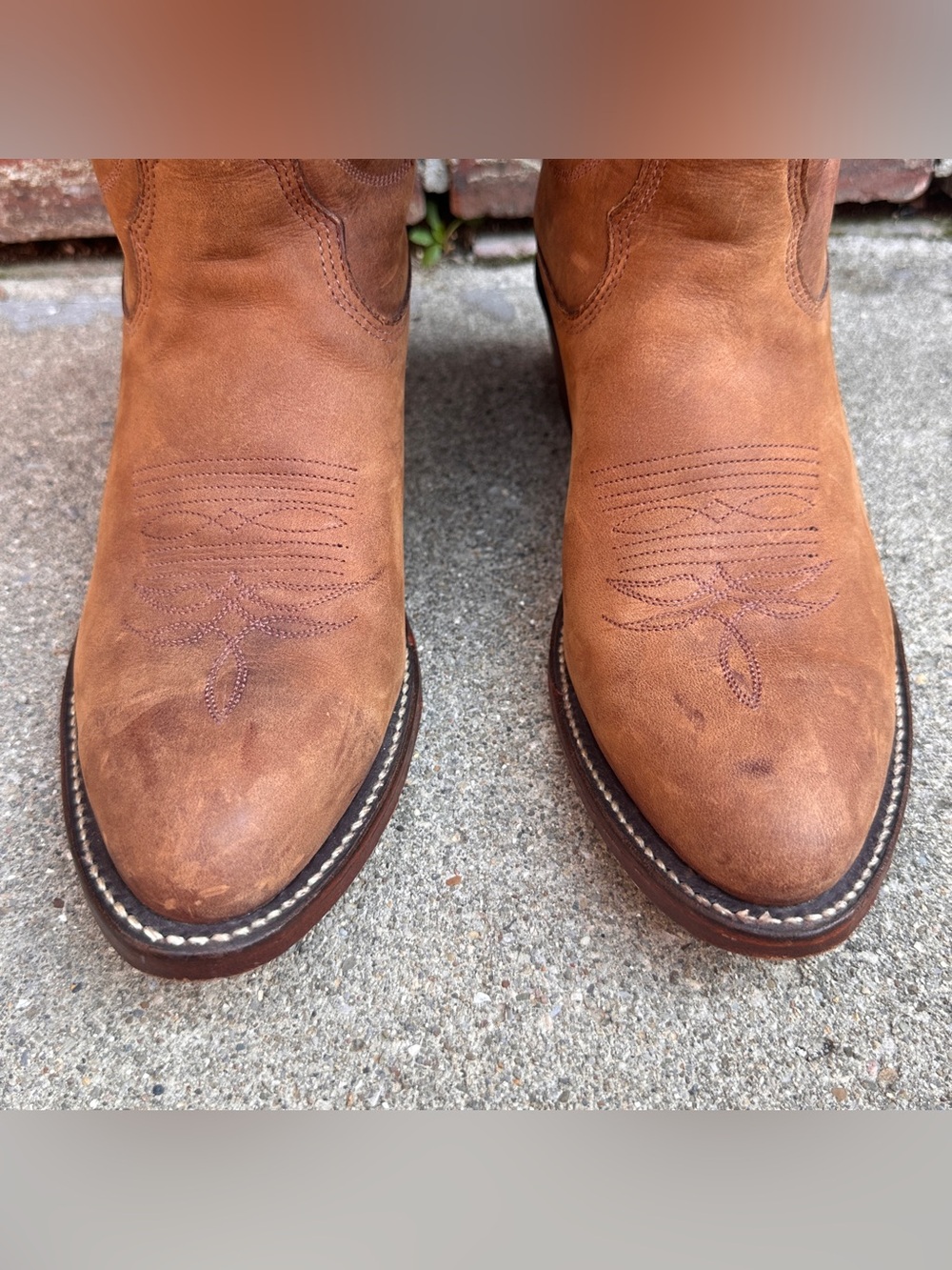 Vintage Tan Leather Western Cowboy Boots - Picture 6 of 11